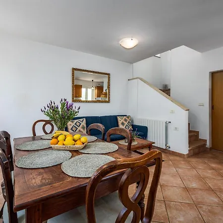 Front In Casa vacanze