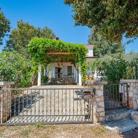 Front In Casa vacanze Pavicini